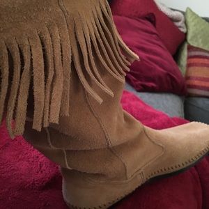 Minnetonka Fringed Boots Never Worn